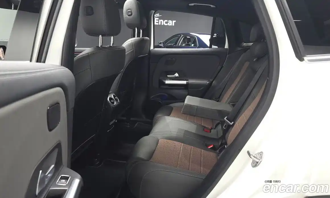 Mercedes-Benz EQA 2023 0.2 гидро в Москве № 1617116, фото 12