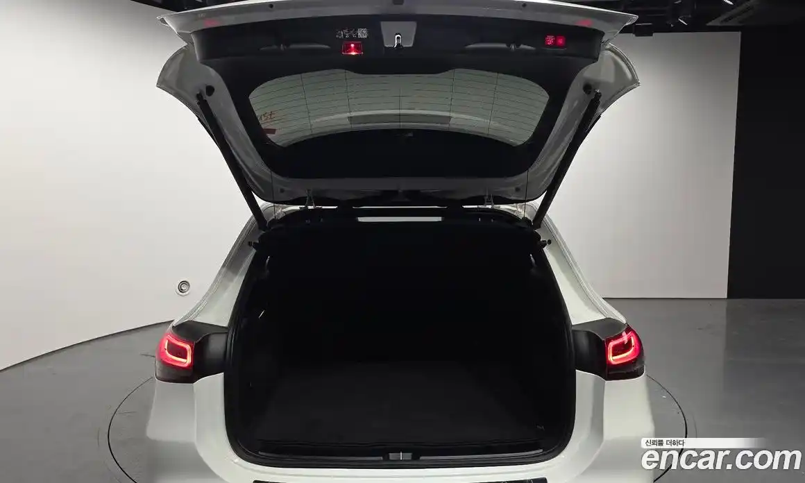 Mercedes-Benz EQA 2023 0.2 гидро в Москве № 1617116, фото 20