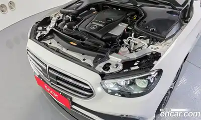 Mercedes-Benz E-Class 2021 2.0 гидро в Москве № 1617168, миниатюра 6