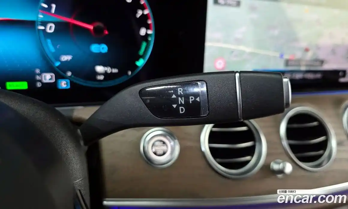 Mercedes-Benz E-Class 2021 2.0 гидро в Москве № 1617168, фото 9