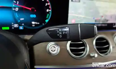 Mercedes-Benz E-Class 2021 2.0 гидро в Москве № 1617168, миниатюра 9