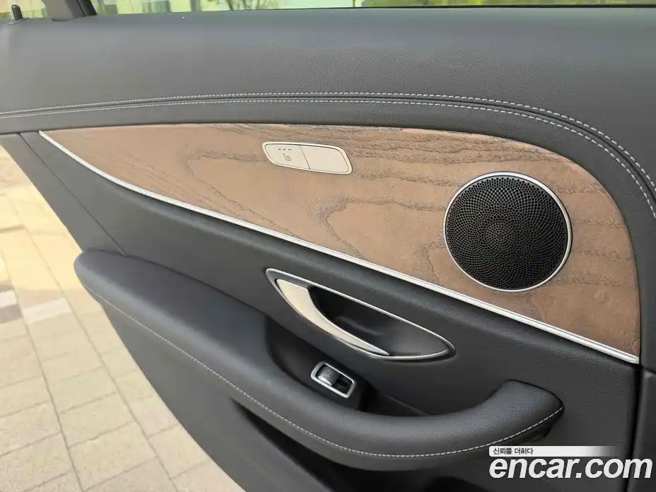 Mercedes-Benz E-Class 2023 2.0 гидро в Москве № 1617270, фото 18