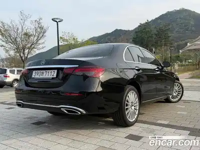 Mercedes-Benz E-Class 2023 2.0 гидро в Москве № 1617270, миниатюра 2