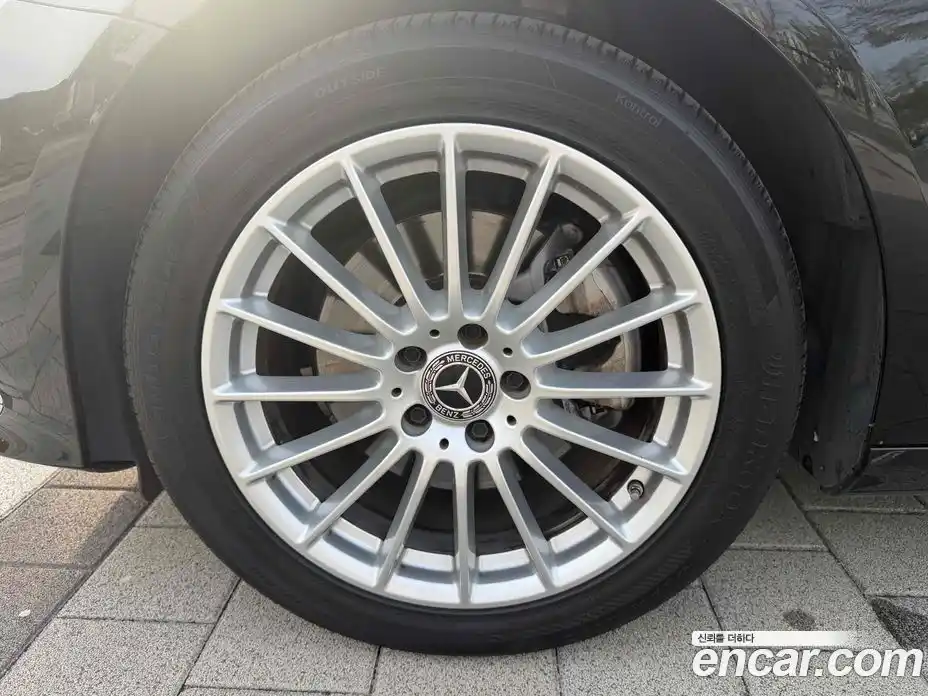 Mercedes-Benz E-Class 2023 2.0 гидро в Москве № 1617270, фото 5