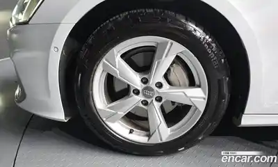 Audi A6 2019 2.0 гидро в Москве № 1617702, миниатюра 5