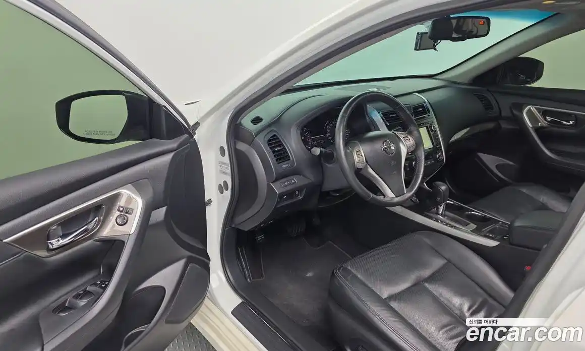 Nissan Altima 2015 2.5 гидро в Москве № 1618632, фото 10