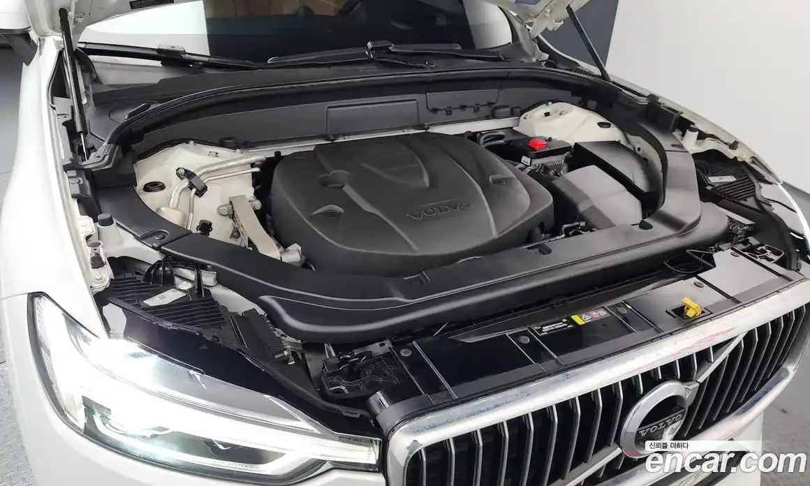 Volvo XC60 2019 2.0 гидро в Москве № 1618755, фото 6