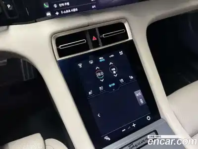 Porsche Taycan 2022 гидро в Москве № 1618928, миниатюра 12