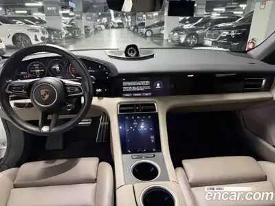 Porsche Taycan 2022 гидро в Москве № 1618928, миниатюра 5