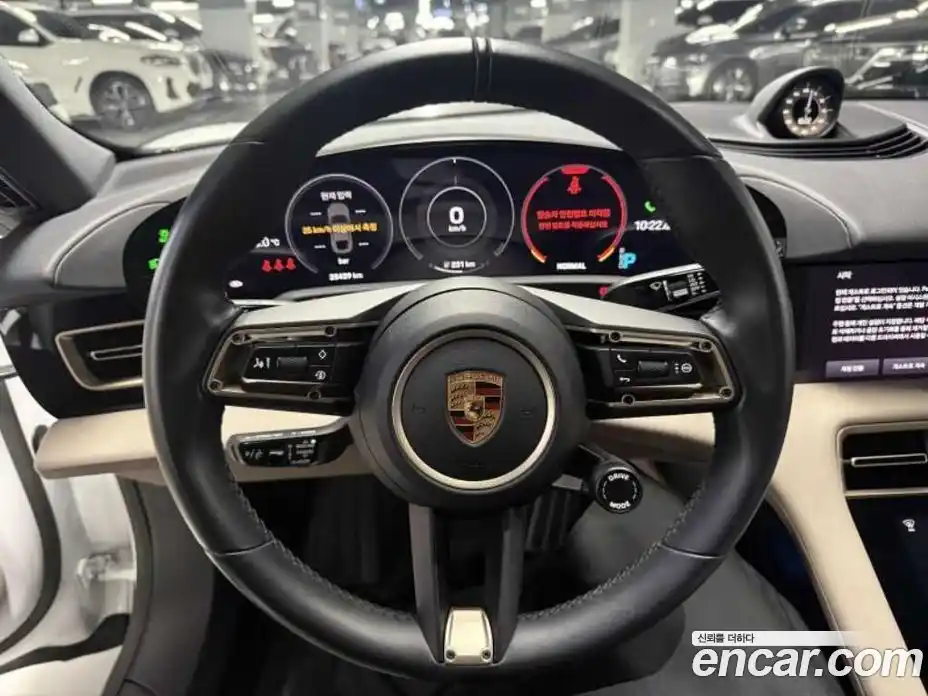 Porsche Taycan 2022 гидро в Москве № 1618928, фото 6