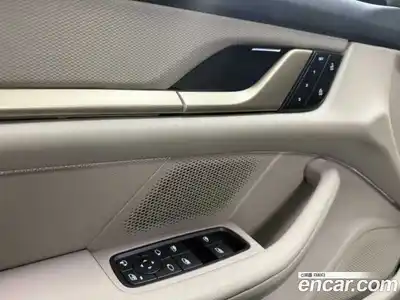 Porsche Taycan 2022 гидро в Москве № 1618928, миниатюра 10