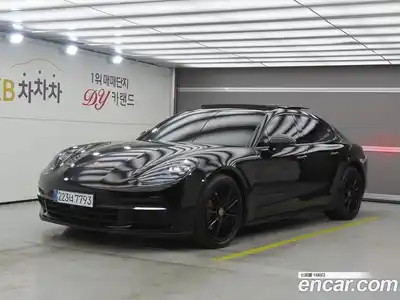 Porsche Panamera, 2018