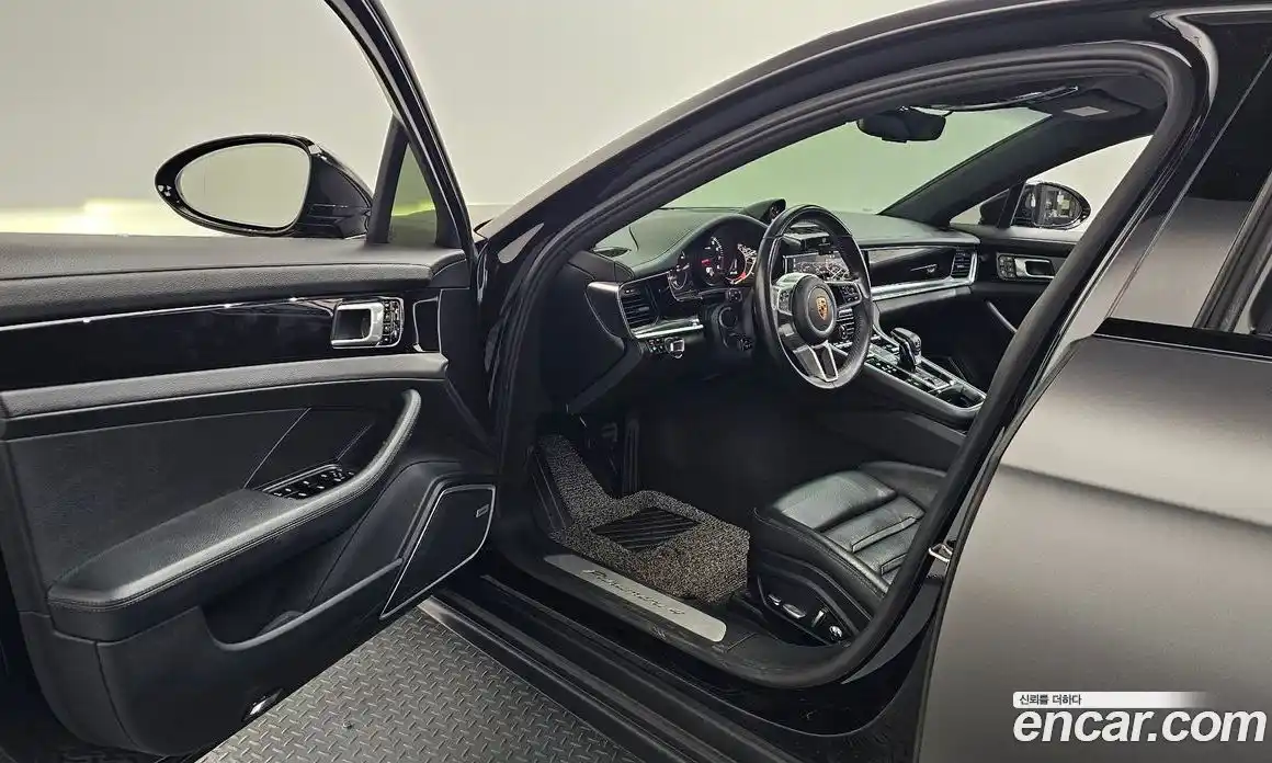 Porsche Panamera 2018 3.0 гидро в Москве № 1619163, фото 10