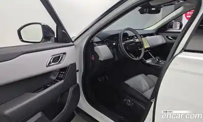 Land Rover Range-Rover Velar 2025 3.0 гидро в Москве № 1619366, миниатюра 11