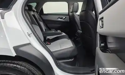 Land Rover Range-Rover Velar 2025 3.0 гидро в Москве № 1619366, миниатюра 5