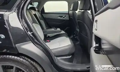 Land Rover Range-Rover Velar 2025 3.0 гидро в Москве № 1619367, миниатюра 5