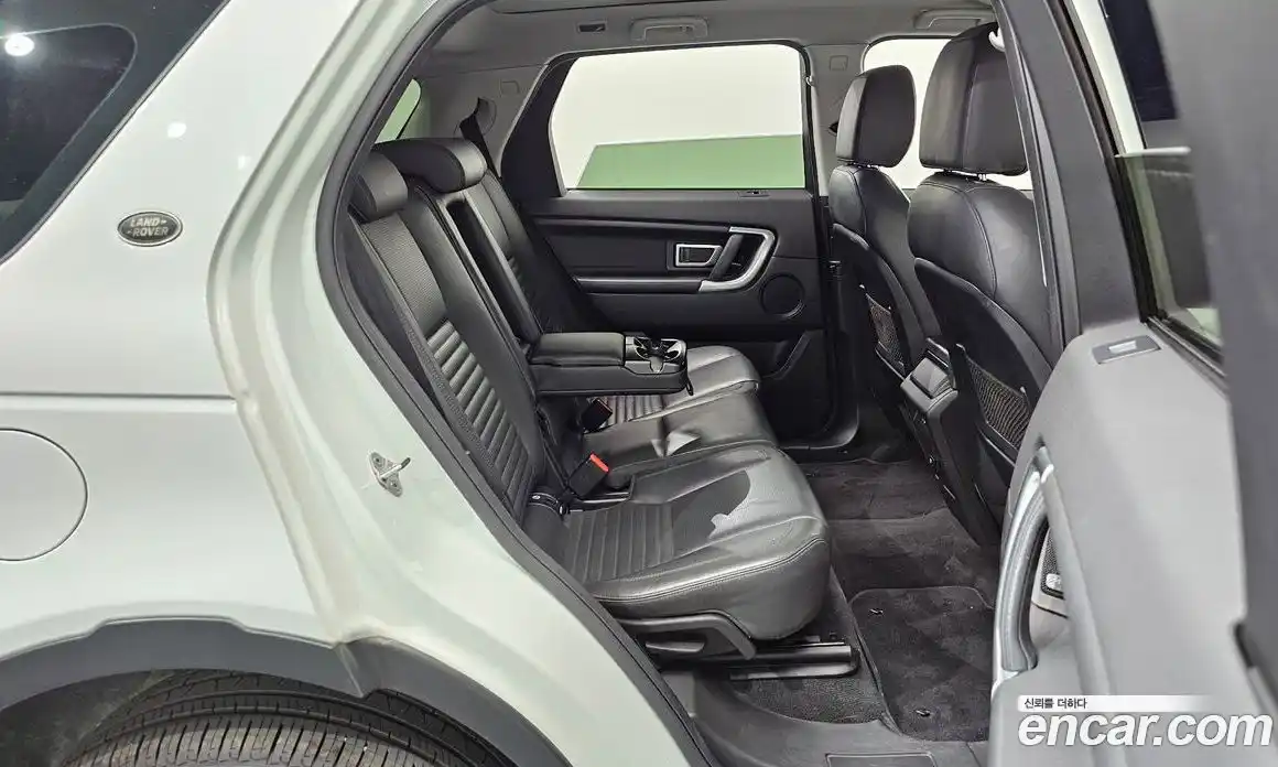 Land Rover Discovery Sport 2017 2.0 гидро в Москве № 1619518, фото 19