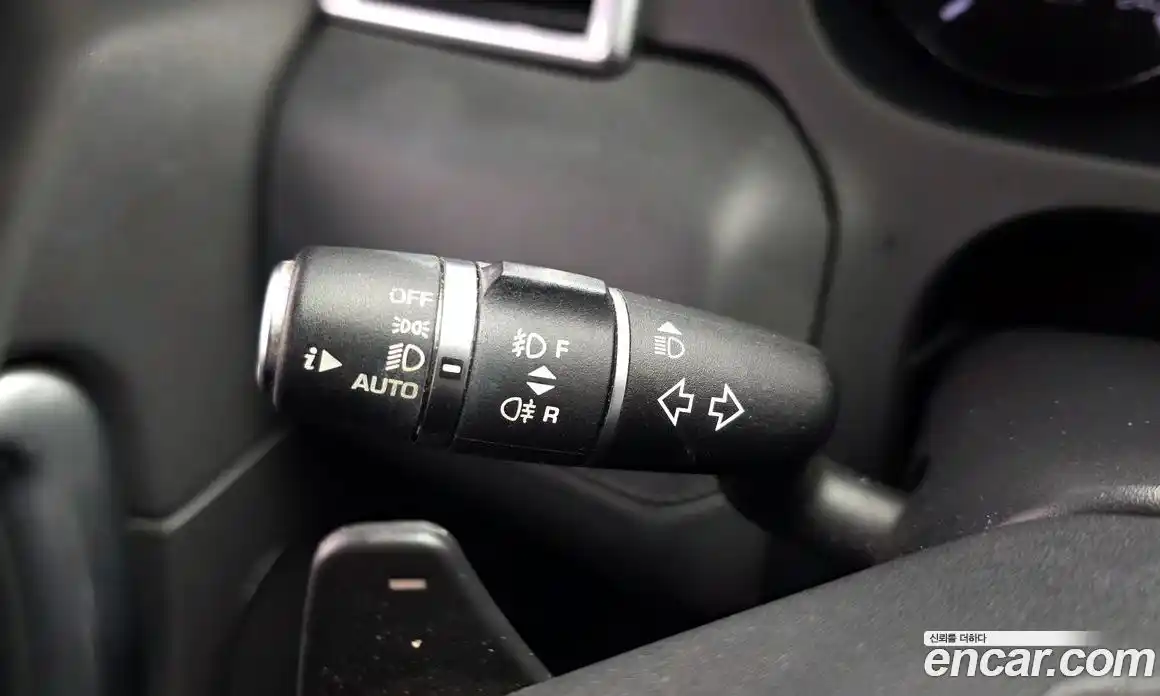 Land Rover Discovery Sport 2015 2.2 гидро в Москве № 1619735, фото 20