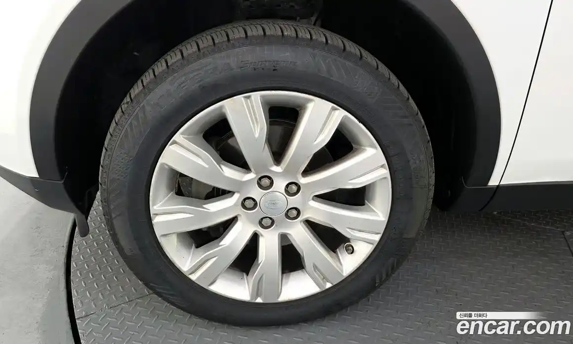 Land Rover Discovery Sport 2015 2.2 гидро в Москве № 1619735, фото 5