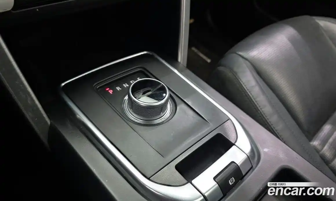 Land Rover Discovery Sport 2015 2.2 гидро в Москве № 1619735, фото 9
