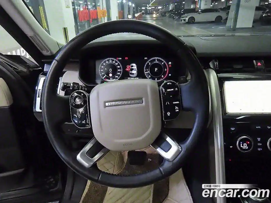 Land Rover Discovery 2019 3.0 гидро в Москве № 1619879, фото 8