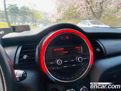 Mini Cooper 2014 1.5 гидро в Москве № 1622126, миниатюра 12