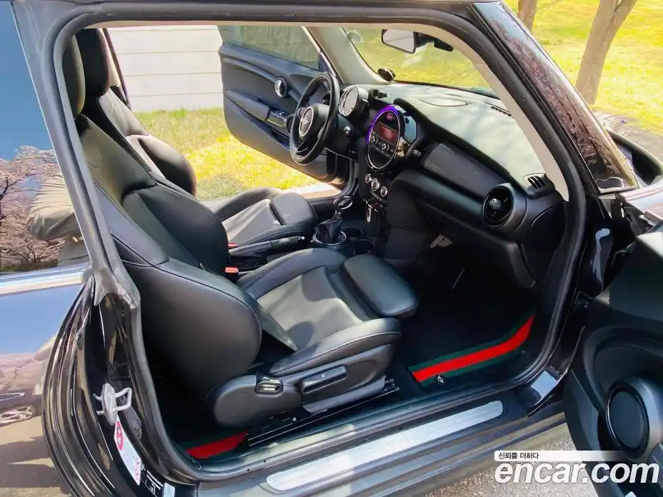Mini Cooper 2014 1.5 гидро в Москве № 1622126, фото 7