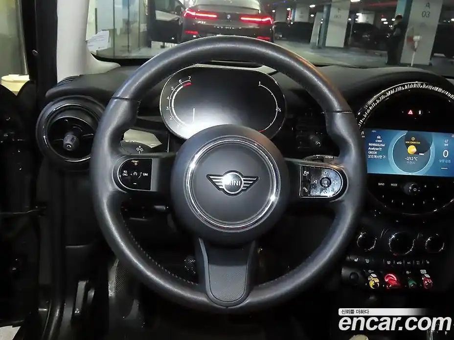 Mini Cooper 2023 1.5 гидро в Москве № 1622264, фото 8