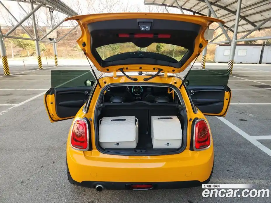 Mini Cooper 2017 1.5 гидро в Москве № 1622325, фото 15