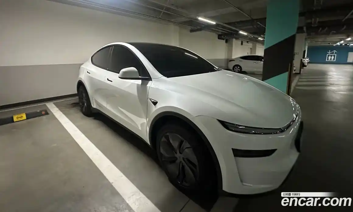 Tesla Model Y 2025 гидро в Москве № 1622371, фото 8