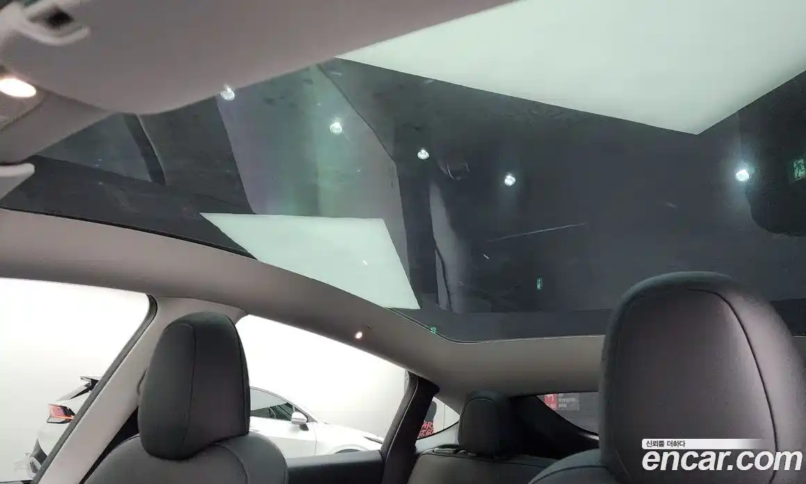 Tesla Model Y 2023 0.2 гидро в Москве № 1622409, фото 19