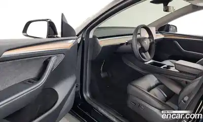 Tesla Model Y 2023 0.2 гидро в Москве № 1622409, миниатюра 10