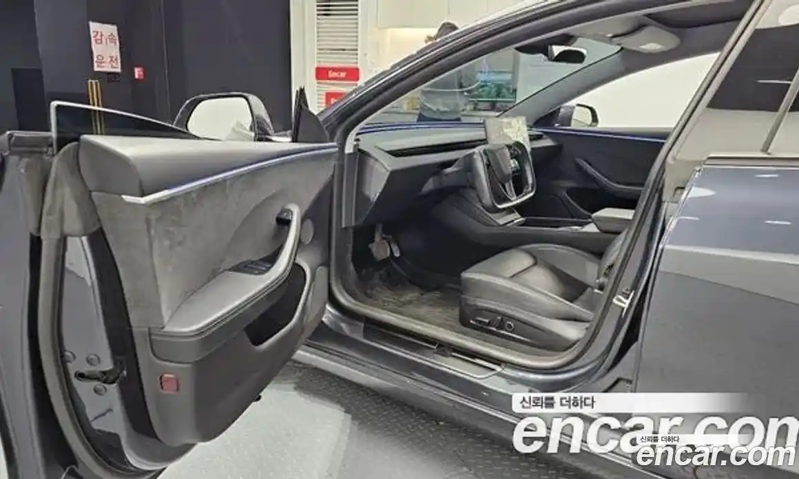 Tesla Model 3 2024 0.2 гидро в Москве № 1622456, фото 10