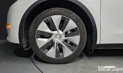 Tesla Model Y 2021 0.2 гидро в Москве № 1622551, миниатюра 5