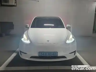 Tesla Model Y RWD