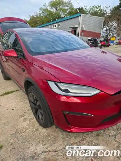 Tesla Model X, 2023