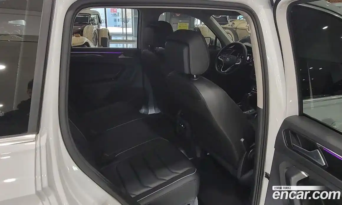 Volkswagen Tiguan 2023 2.0 гидро в Москве № 1622990, фото 13