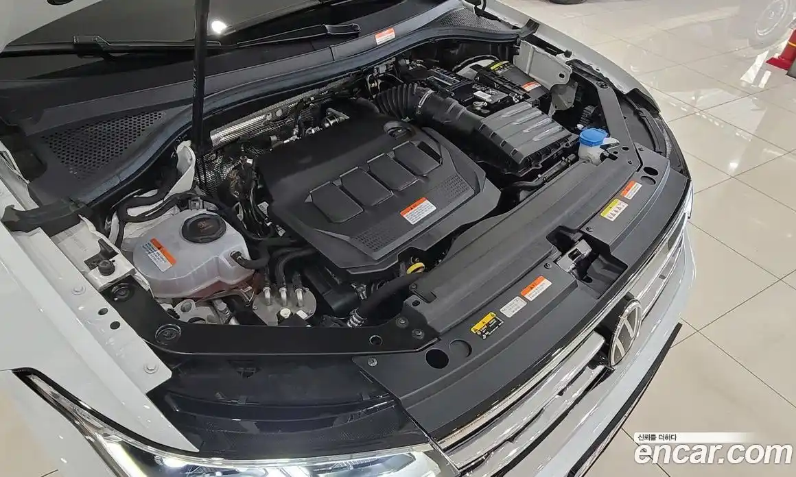 Volkswagen Tiguan 2023 2.0 гидро в Москве № 1622990, фото 6