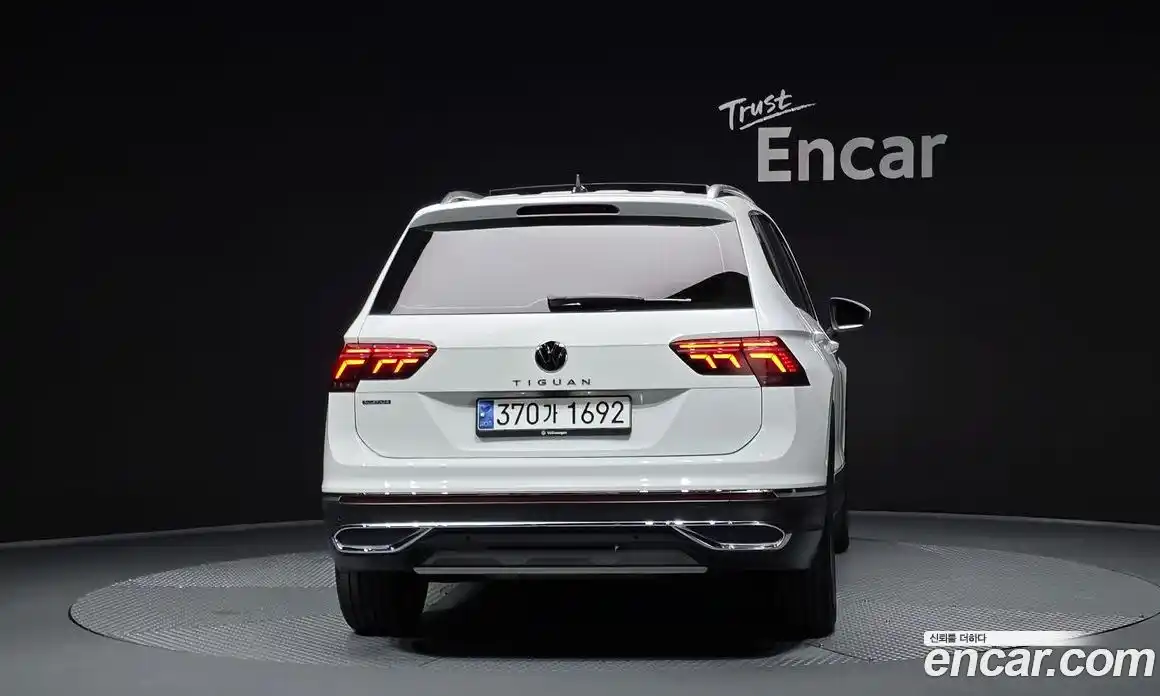 Volkswagen Tiguan 2023 2.0 гидро в Москве № 1623090, фото 4