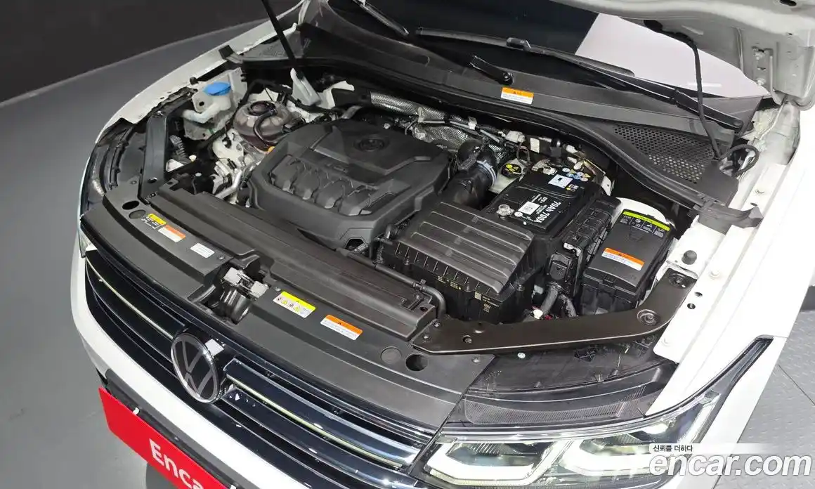 Volkswagen Tiguan 2023 2.0 гидро в Москве № 1623090, фото 6