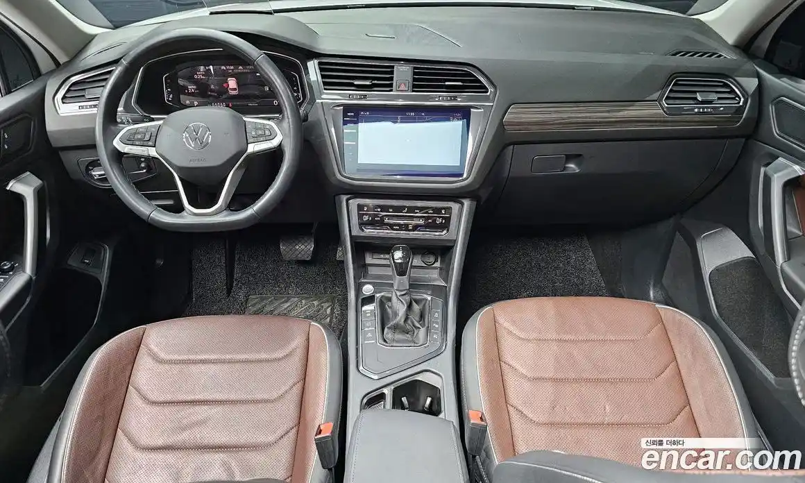 Volkswagen Tiguan 2023 2.0 гидро в Москве № 1623090, фото 7