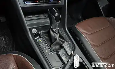 Volkswagen Tiguan 2023 2.0 гидро в Москве № 1623090, миниатюра 9