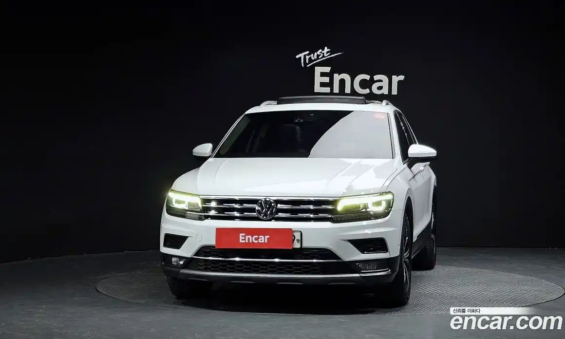 Volkswagen Tiguan 2019 2.0 гидро в Москве № 1623318, фото 3