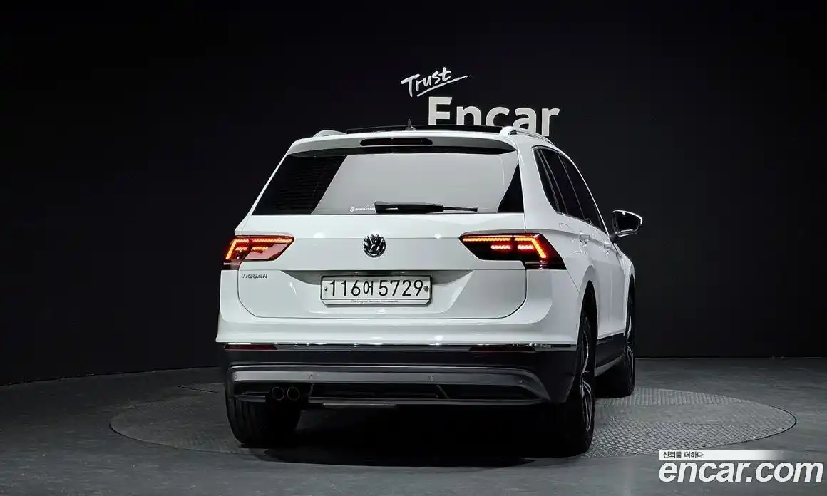 Volkswagen Tiguan 2019 2.0 гидро в Москве № 1623318, фото 4