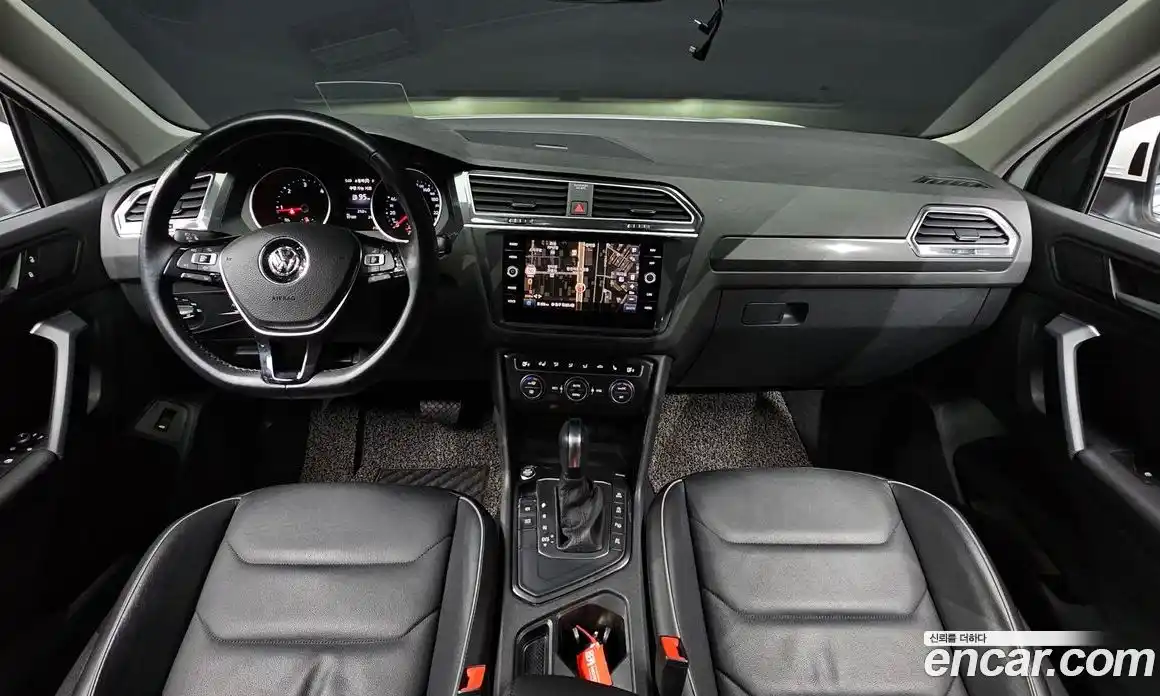 Volkswagen Tiguan 2019 2.0 гидро в Москве № 1623318, фото 7