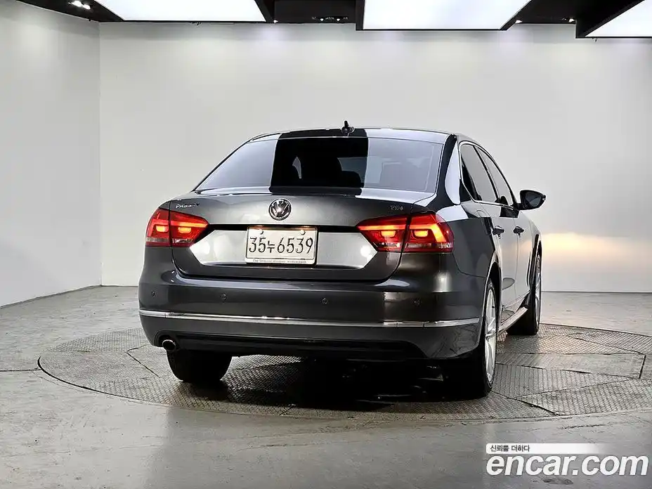Volkswagen Passat 2013 2.0 гидро в Москве № 1623391, фото 3
