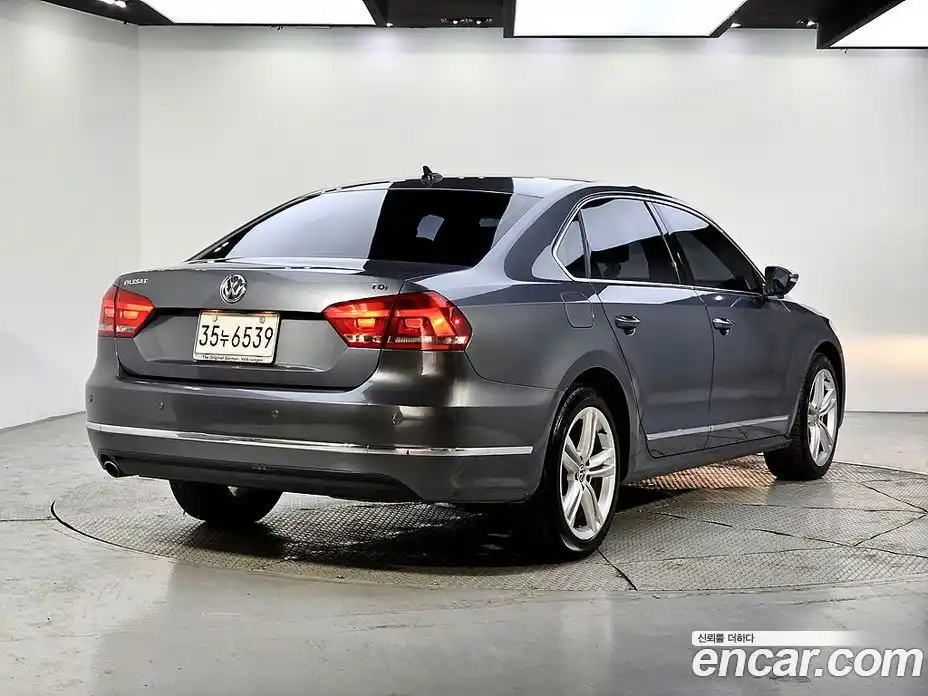 Volkswagen Passat 2013 2.0 гидро в Москве № 1623391, фото 4