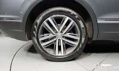 Volkswagen Tiguan 2020 2.0 гидро в Москве № 1623546, миниатюра 5