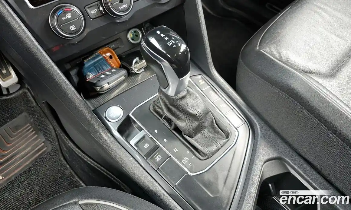 Volkswagen Tiguan 2020 2.0 гидро в Москве № 1623546, фото 9