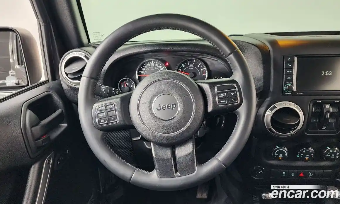 Jeep Wrangler 2016 3.6 гидро в Москве № 1624088, фото 13